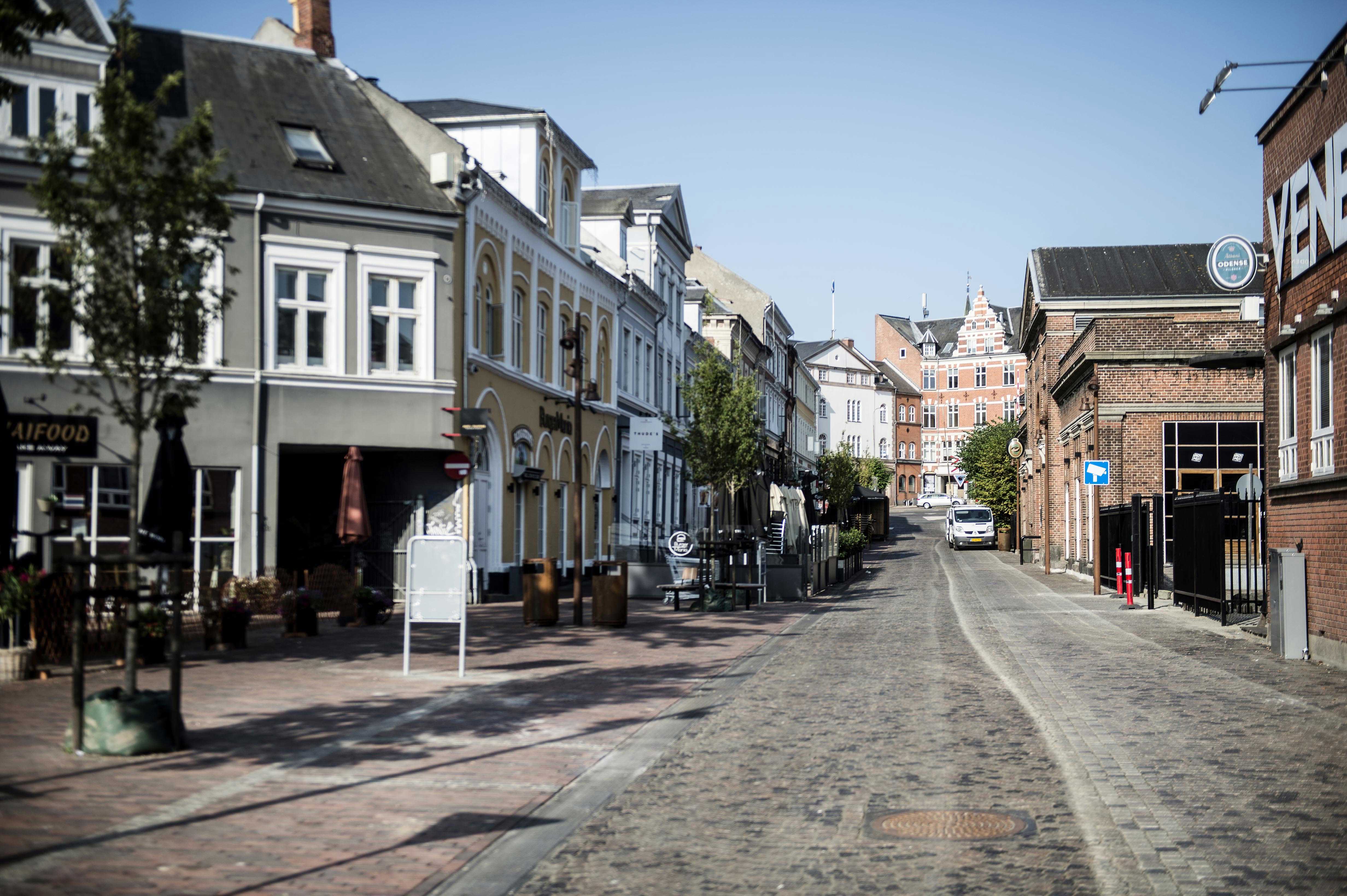 Frederiksgade, som forbinder havnen og byen.